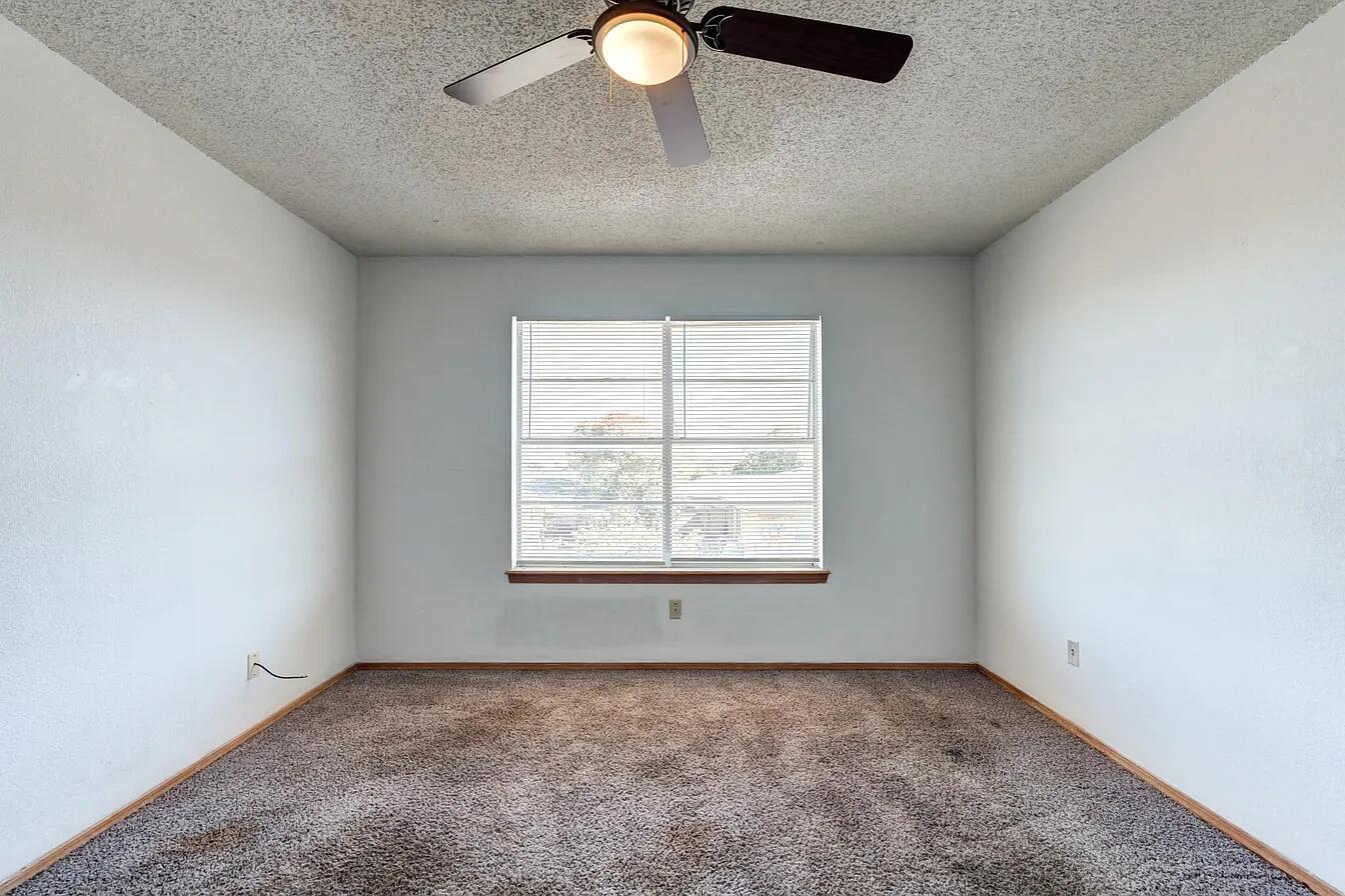 7405 Waco Avenue, Unit D Lubbock, TX 79423 - Photo 13 of 13 image (38)