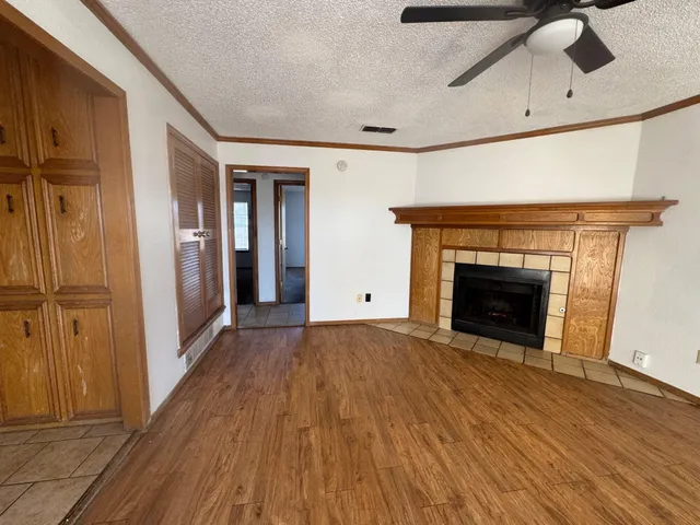 $695 | 7405 Waco Avenue, Unit D, Lubbock, TX 79423