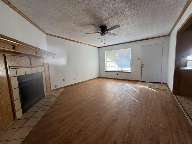 $695 | 7405 Waco Avenue, Unit D, Lubbock, TX 79423