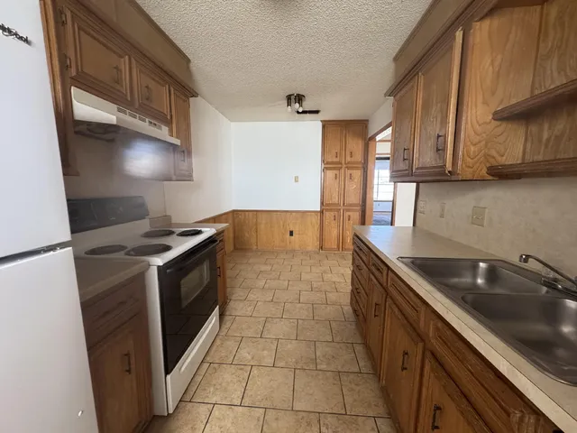 $695 | 7405 Waco Avenue, Unit D, Lubbock, TX 79423