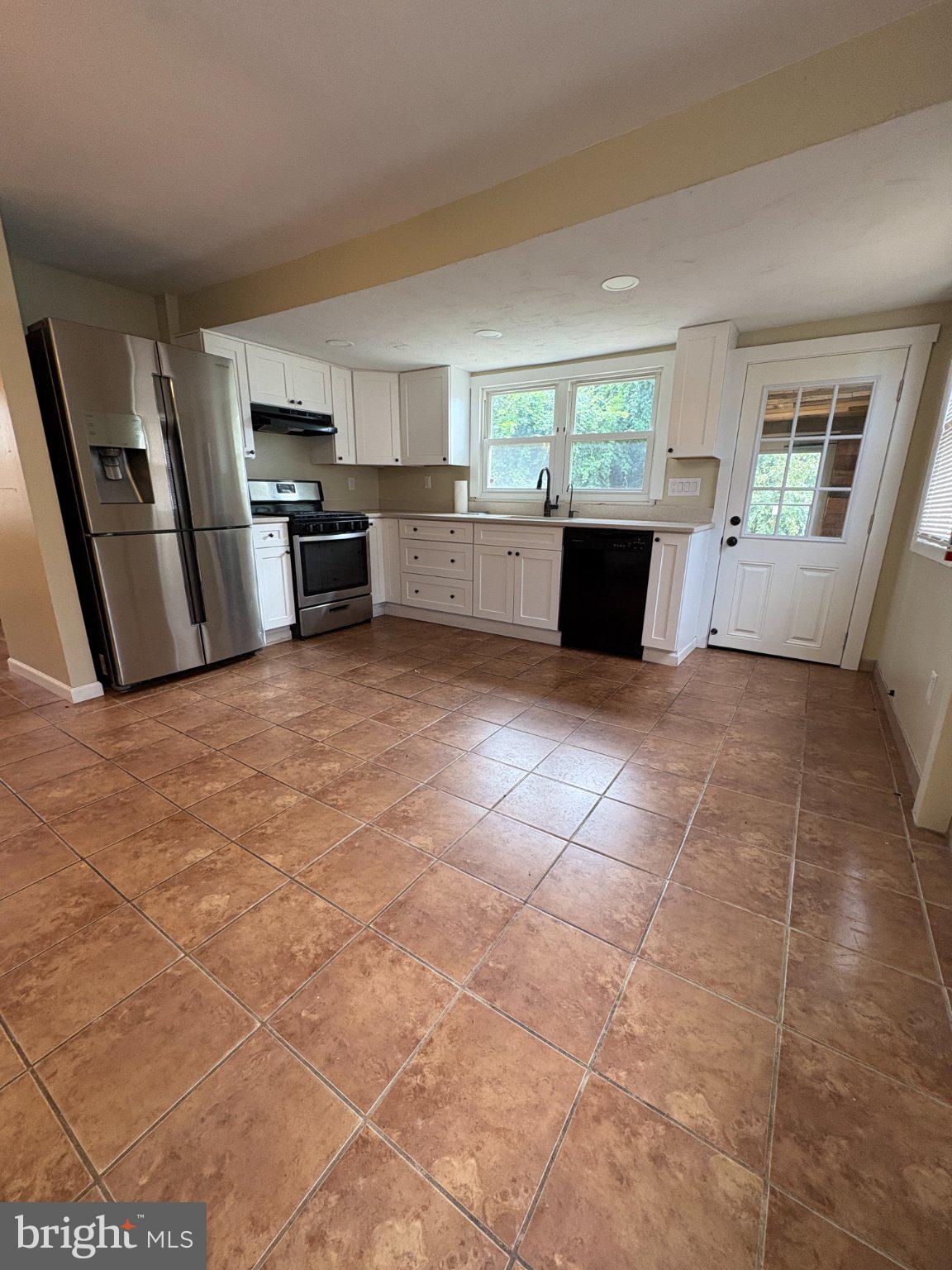 455 Crown Point Road West Deptford, NJ 08086 - Photo 7 of 17 Gallery Image 7
