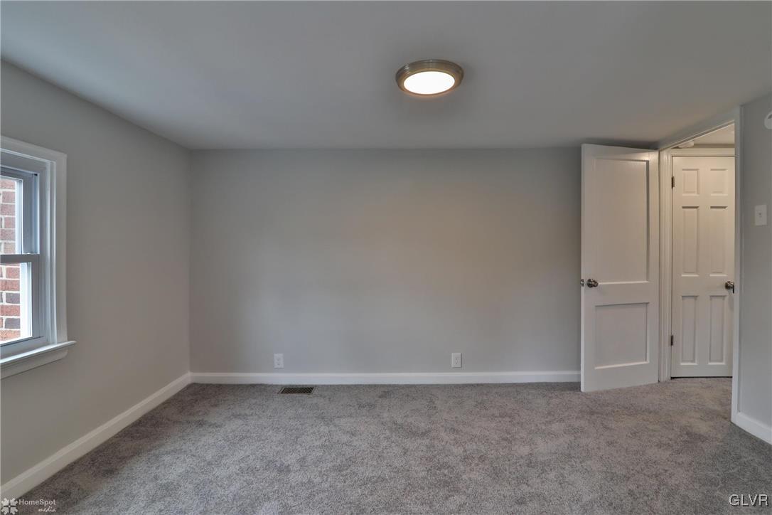 1926 Hart Street Bethlehem, PA 18017 - Photo 27 of 41