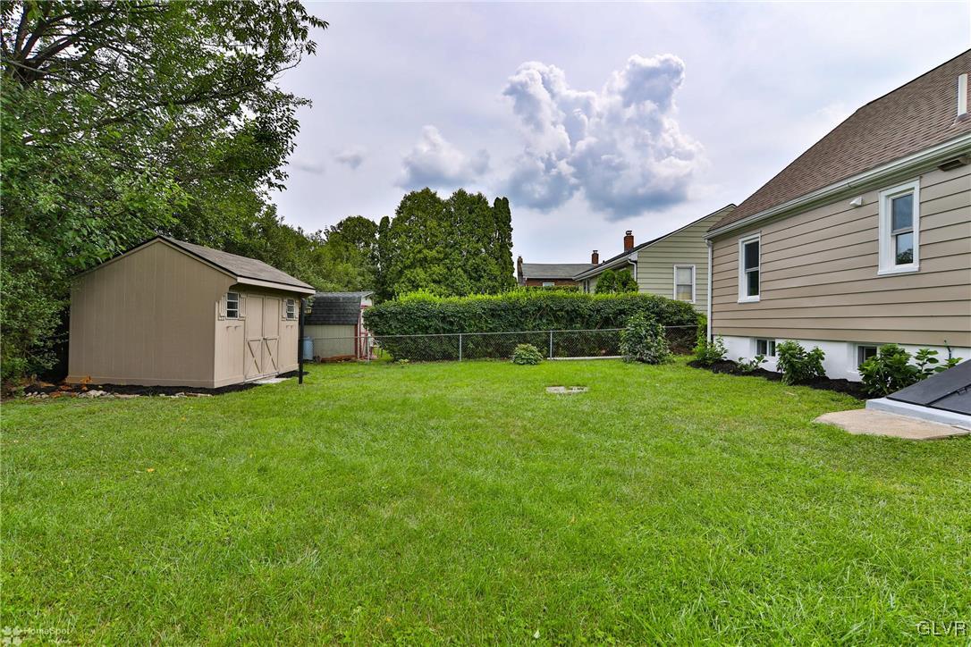 1926 Hart Street Bethlehem, PA 18017 - Photo 40 of 41