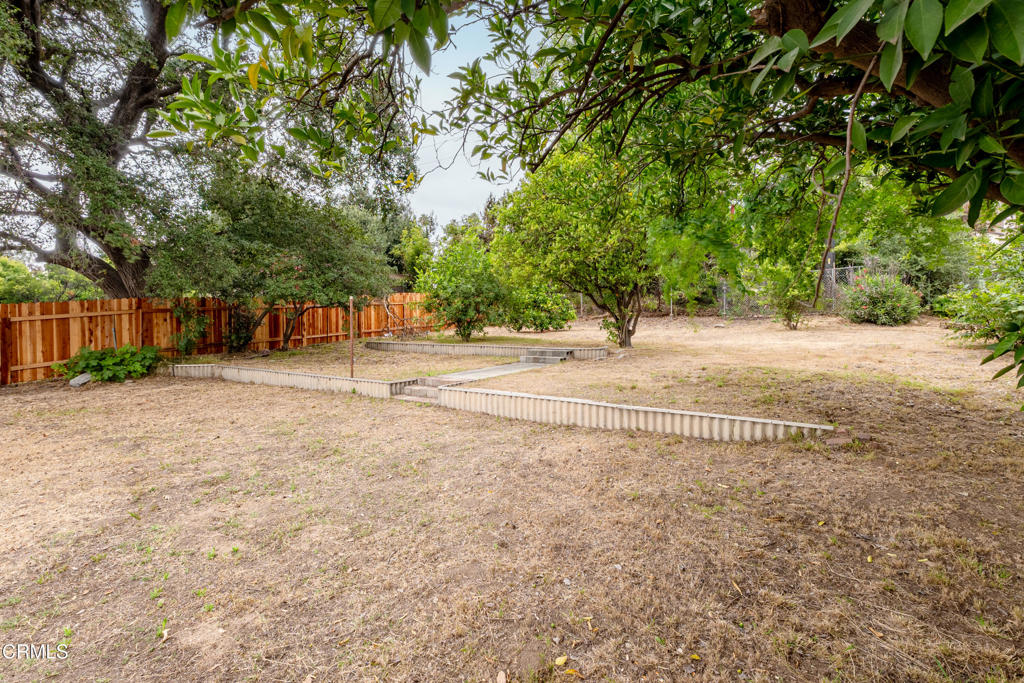1685 Braeburn Road Altadena, CA 91001 - Photo 14 of 25 1685 Braeburn Rd