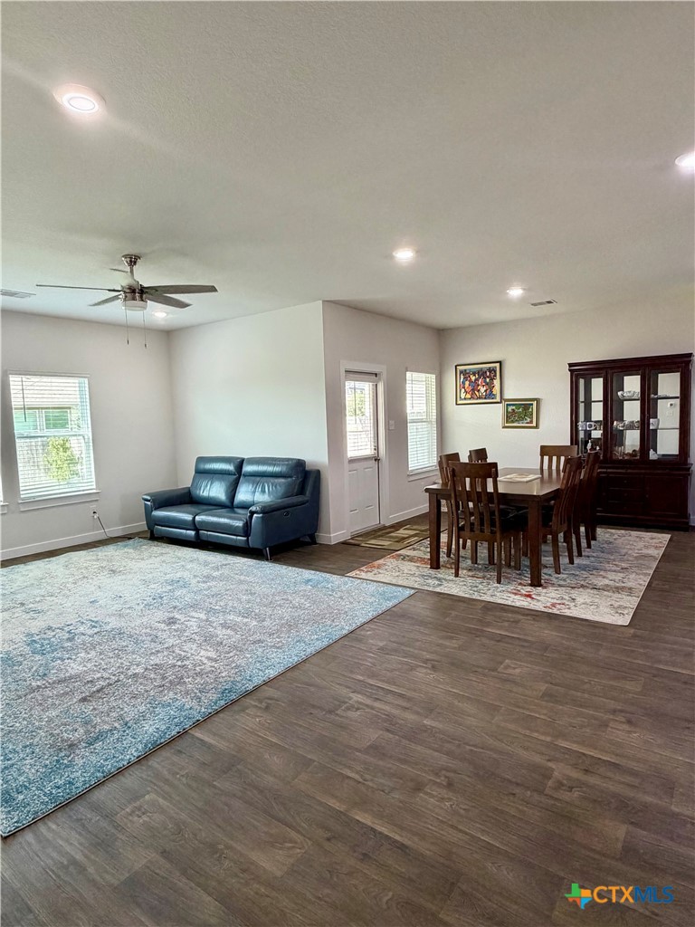 115 Rosa Road San Marcos, TX 78666 - Photo 3 of 23