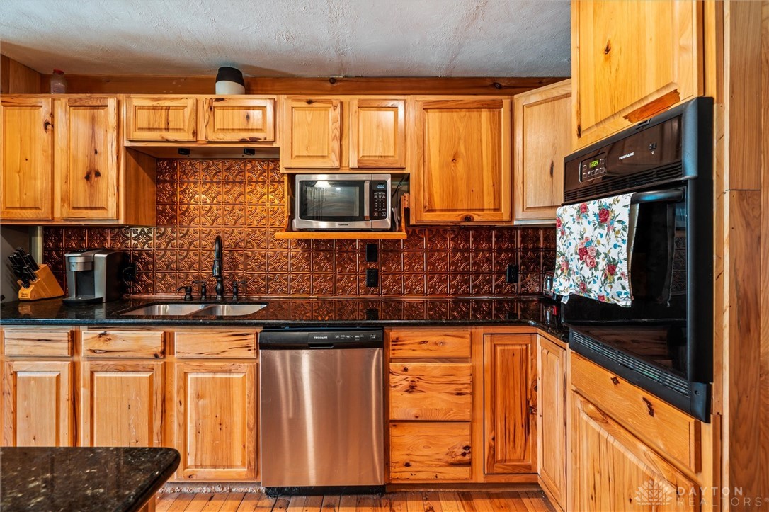7480 Milton Carlisle Road Springfield, OH 45504 - Photo 12 of 58