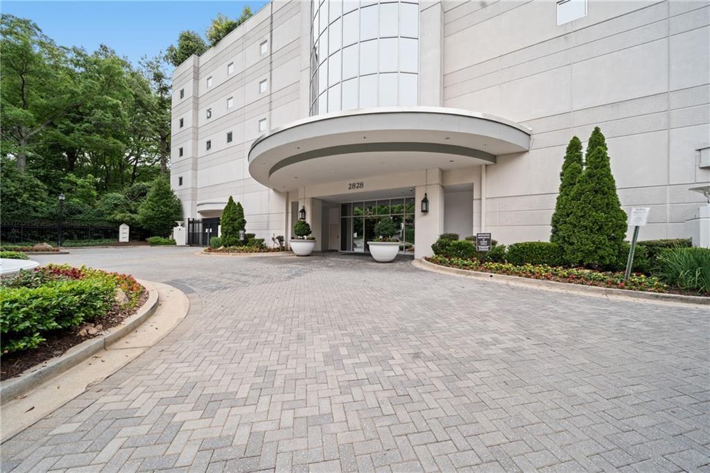2828 Peachtree Road Northwest, Unit 1204 Atlanta, GA 30305 - Photo 39 of 48