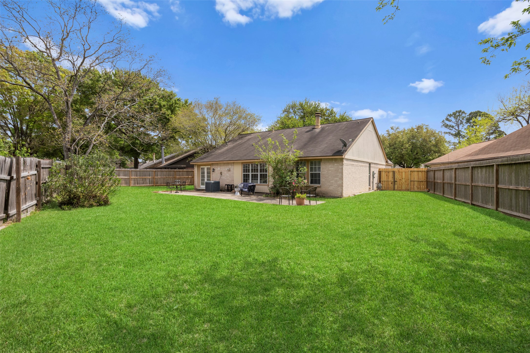 9206 Kirkleigh Lane Spring, TX 77379 - Photo 31 of 47 Almost 12,000sqft of backyard space!!!