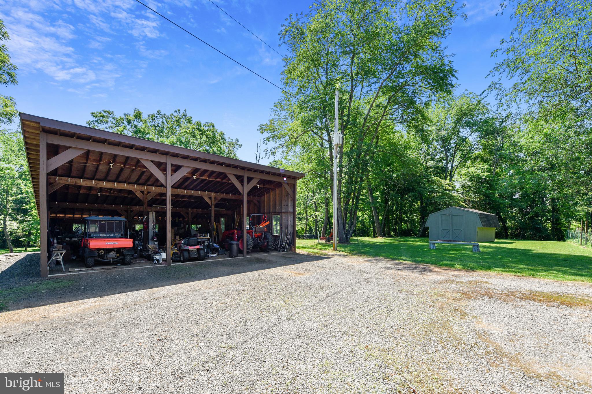 13485 Hume Road Hume, VA 22639 - Photo 13 of 60 Gallery Image 13