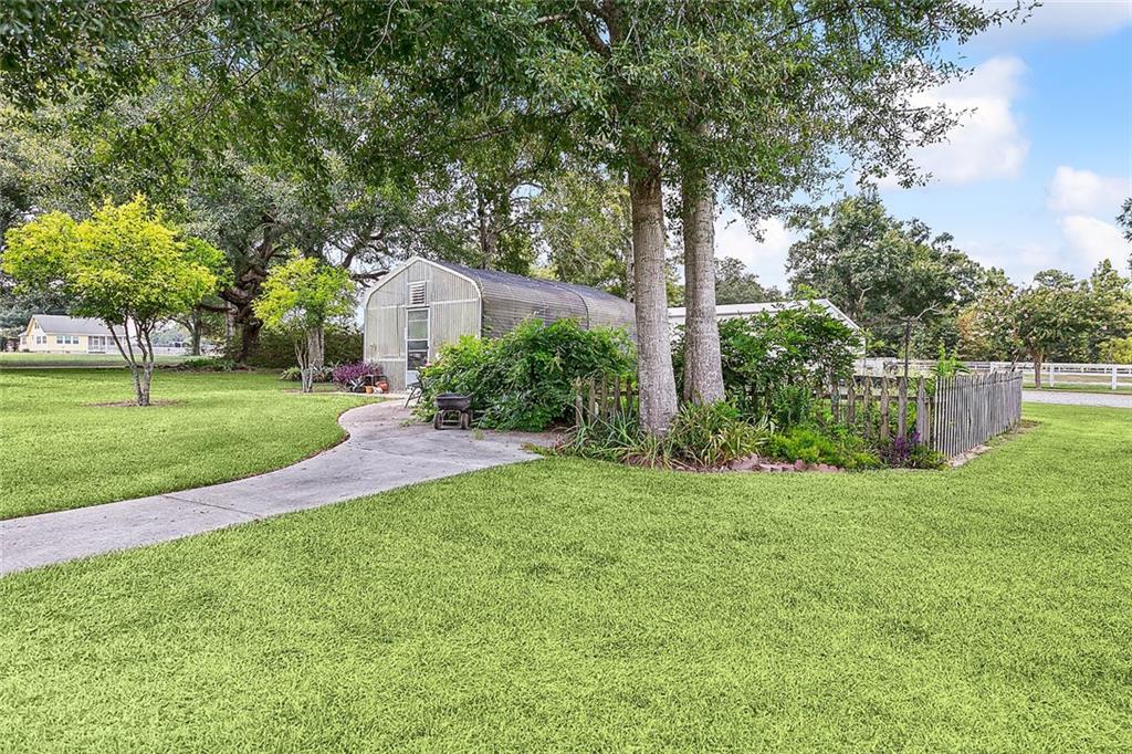 18472 Nelson Road Covington, LA 70435 - Photo 15 of 40
