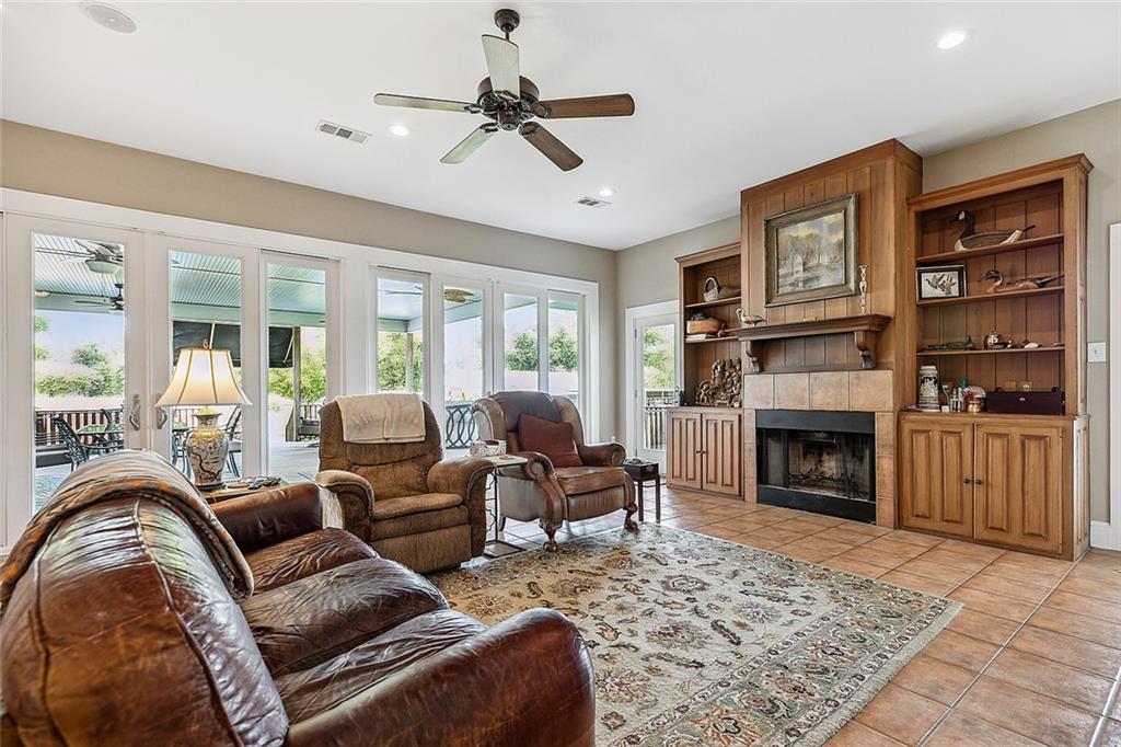 18472 Nelson Road Covington, LA 70435 - Photo 3 of 40