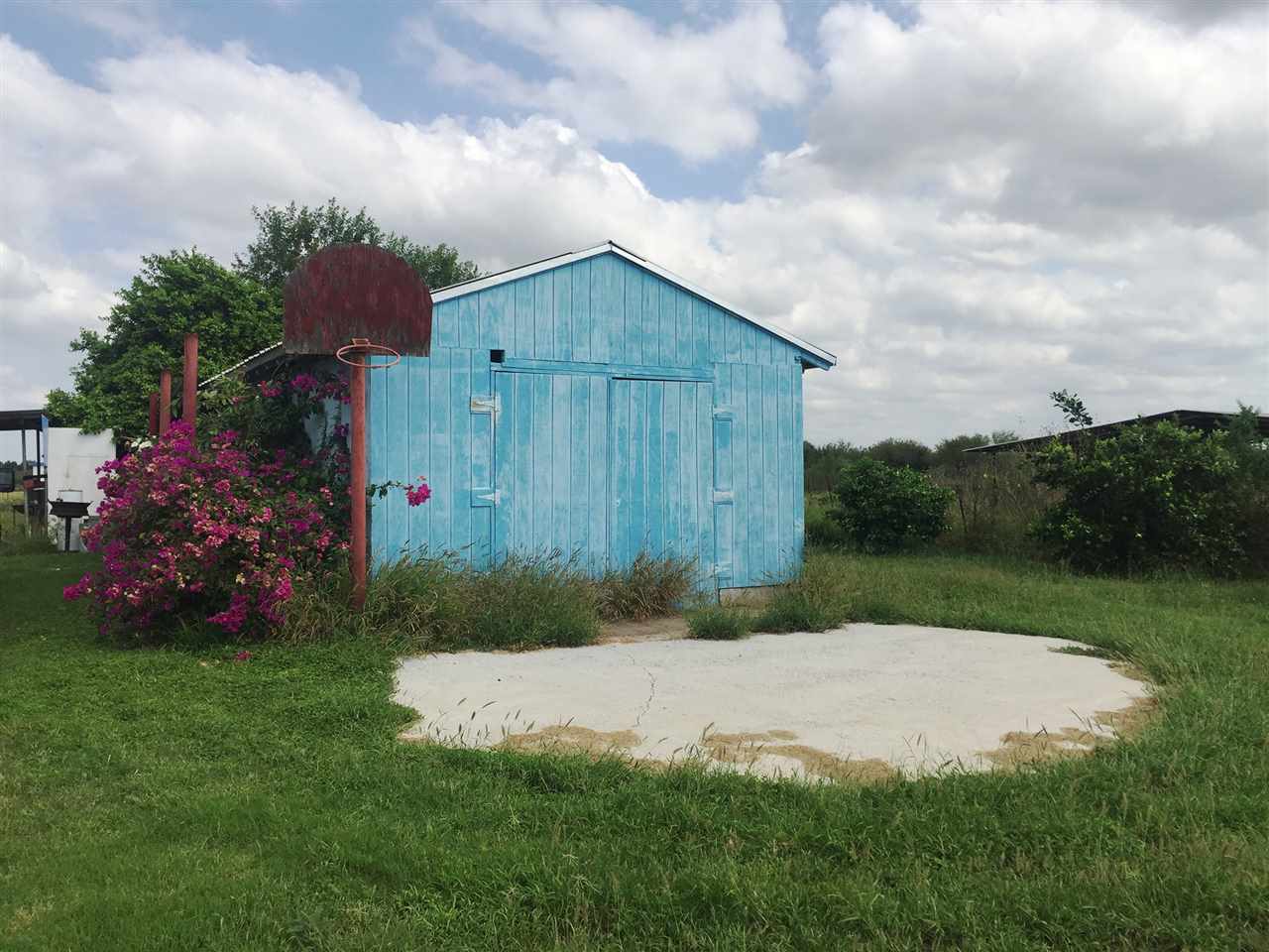 379 Well Lane Laredo, TX 78045 - Photo 14 of 20 a view of a back yard