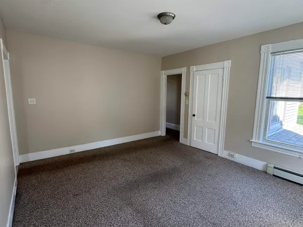 $1,800 | 704 Belmont Street, Manchester, NH 03104