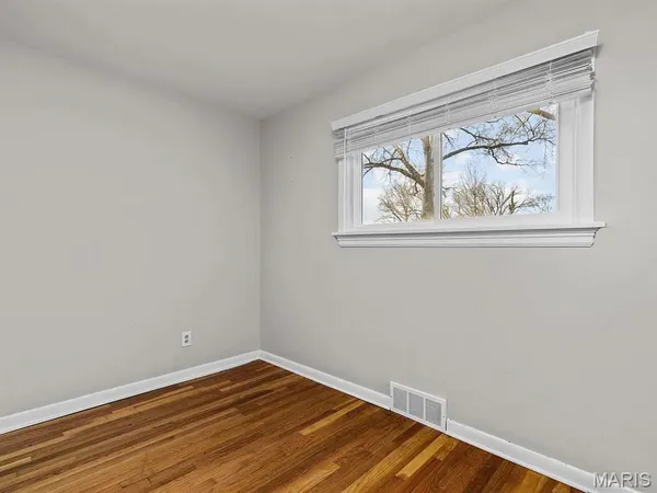 $266,000 | 110 Birchwood Drive, Ballwin, MO 63011