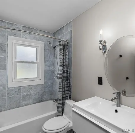 $266,000 | 110 Birchwood Drive, Ballwin, MO 63011