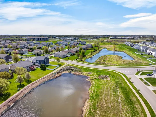 $639,900 | 2402 Blue Heron Boulevard, Sun Prairie, WI 53590
