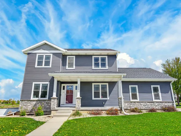 $639,900 | 2402 Blue Heron Boulevard, Sun Prairie, WI 53590