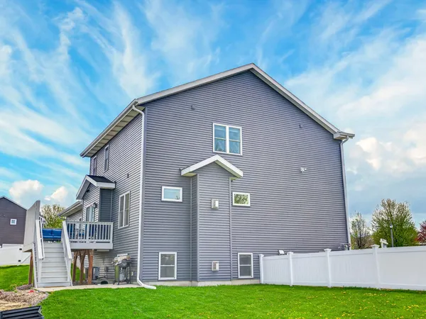 $639,900 | 2402 Blue Heron Boulevard, Sun Prairie, WI 53590