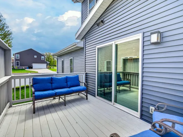 $639,900 | 2402 Blue Heron Boulevard, Sun Prairie, WI 53590