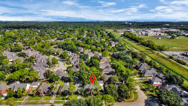 $2,900 | 15919 Lake Lodge Drive, Houston, TX 77062