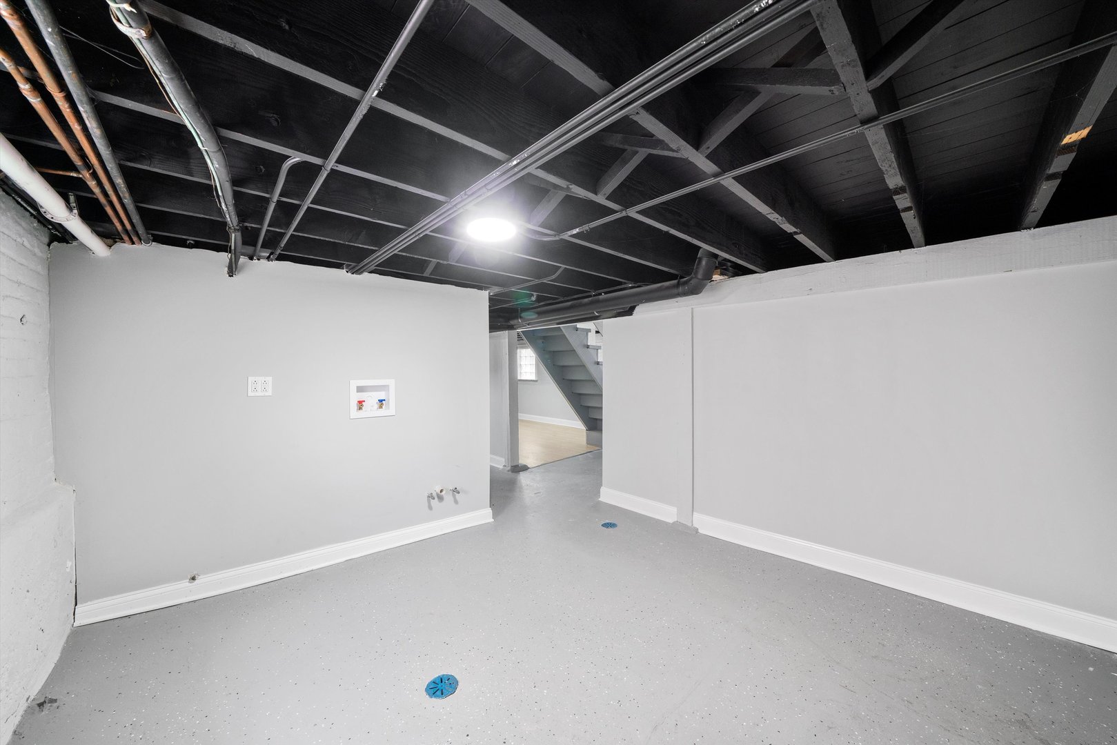 5237 Long Avenue Chicago, IL 60638 - Photo 35 of 41