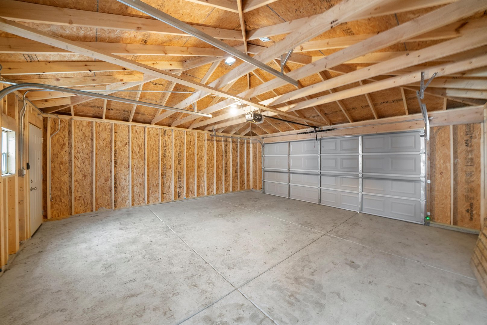 5237 Long Avenue Chicago, IL 60638 - Photo 37 of 41 a view of empty room with windows