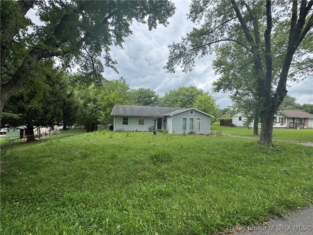 8303 Short Street Georgetown, IN 47122 - Photo 2 of 14 Gallery Image 2