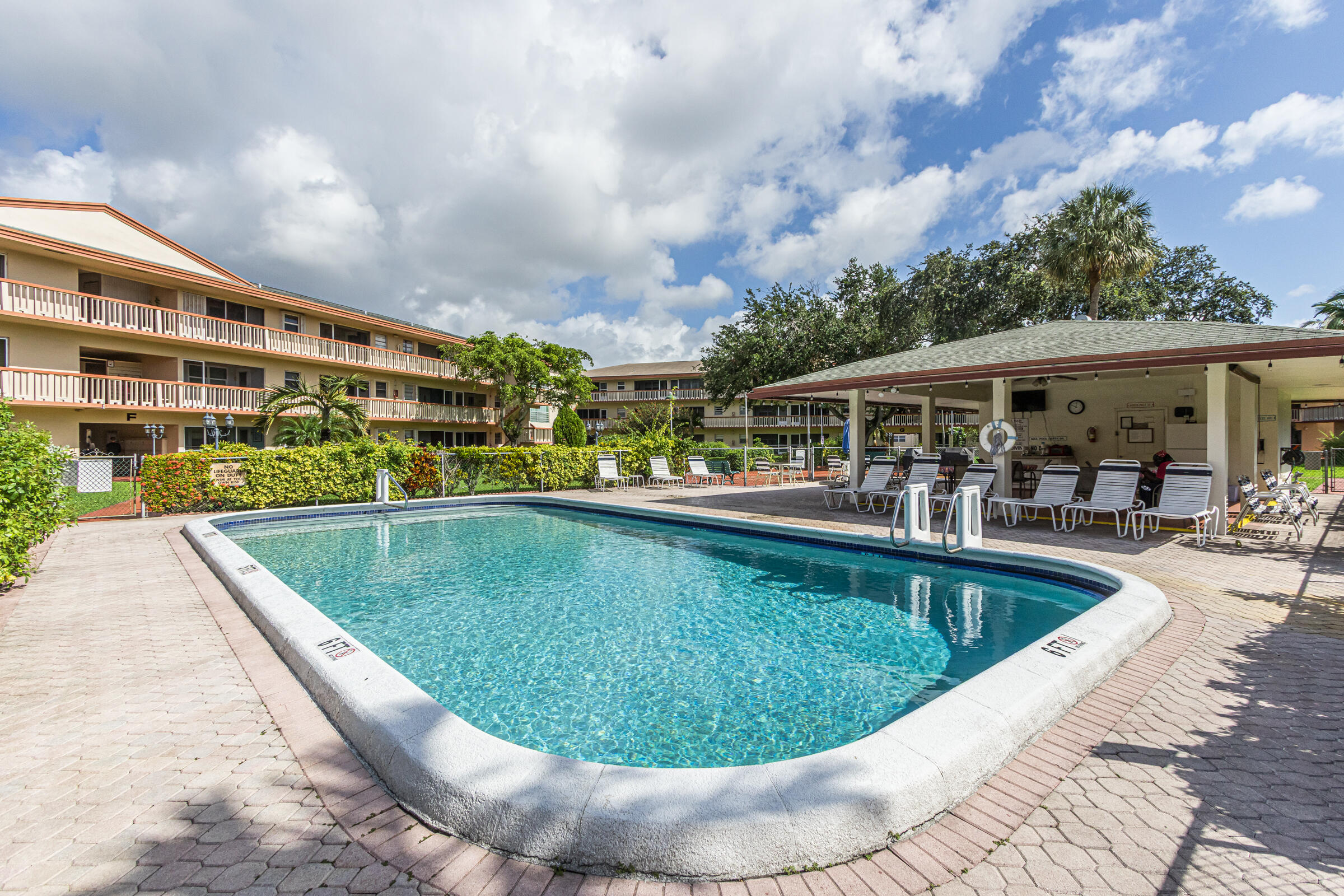 5300 Washington Street, Unit E208 Hollywood, FL 33021 - Photo 36 of 52 5300-36