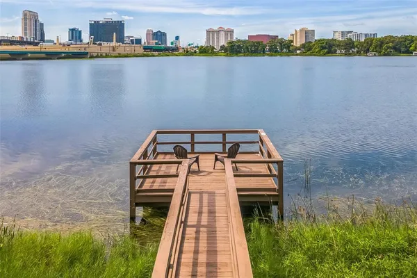 $1,390 | 320 Lakeview Street, Unit 110, Orlando, FL 32804