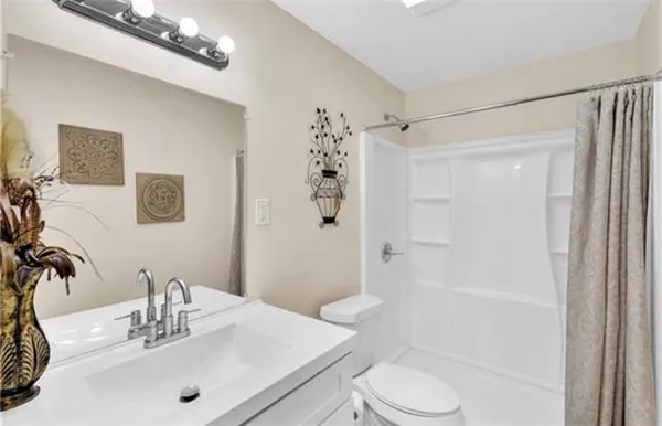 $2,300 | 5626 St Claude Avenue, New Orleans, LA 70117