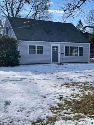 $3,200 | 88 Douglas Road, Glastonbury, CT 06033