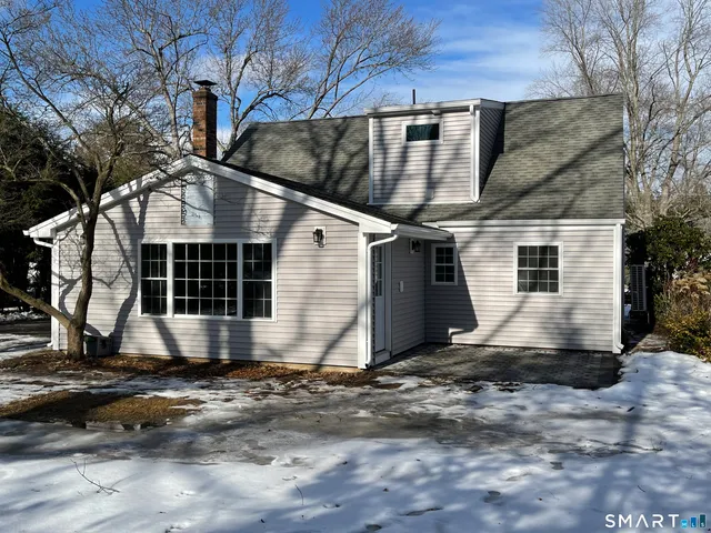 $3,200 | 88 Douglas Road, Glastonbury, CT 06033