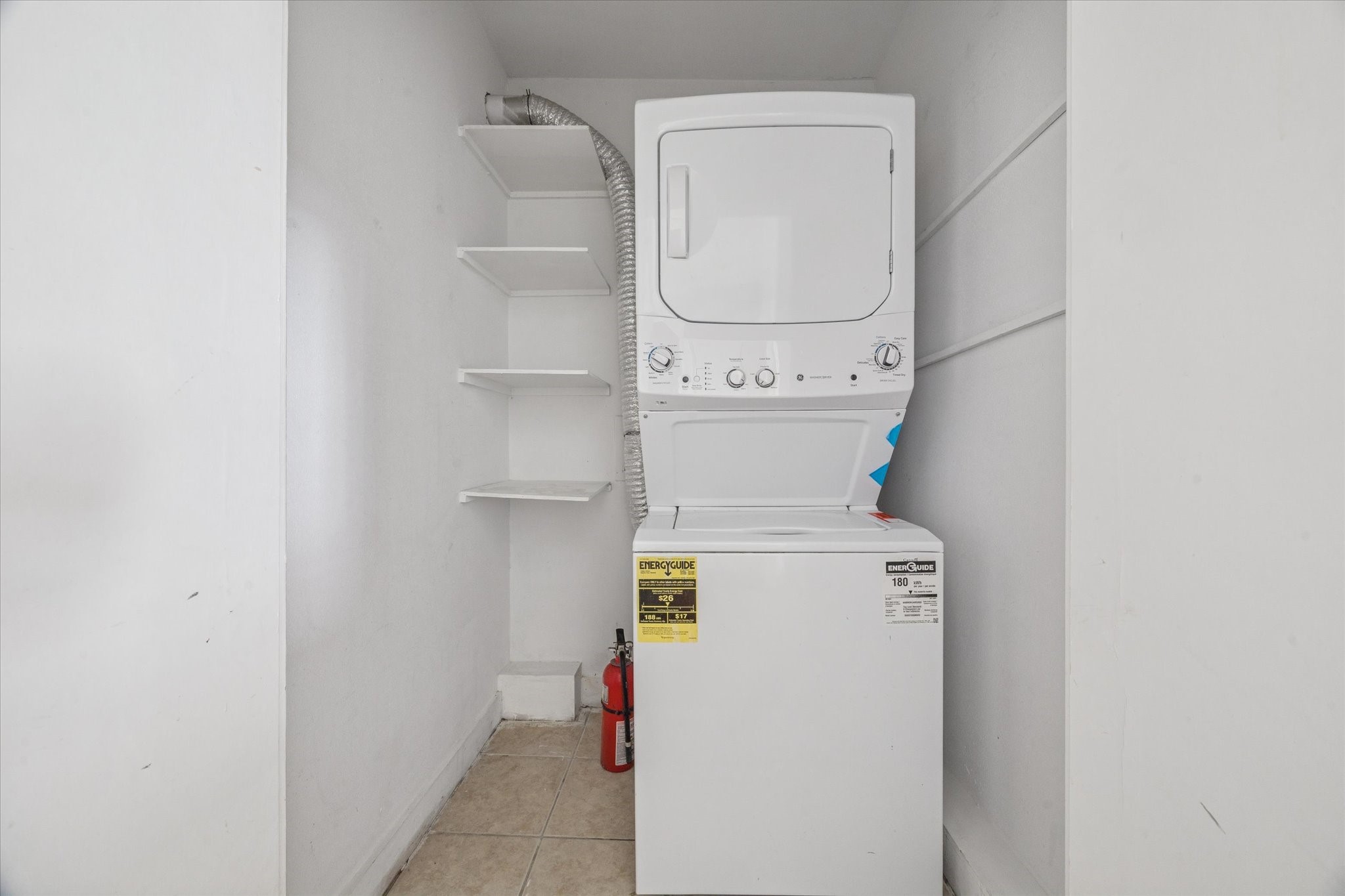 2510 Kingston Street, Unit 1 Houston, TX 77019 - Photo 12 of 12 a utility room with dryer and washer