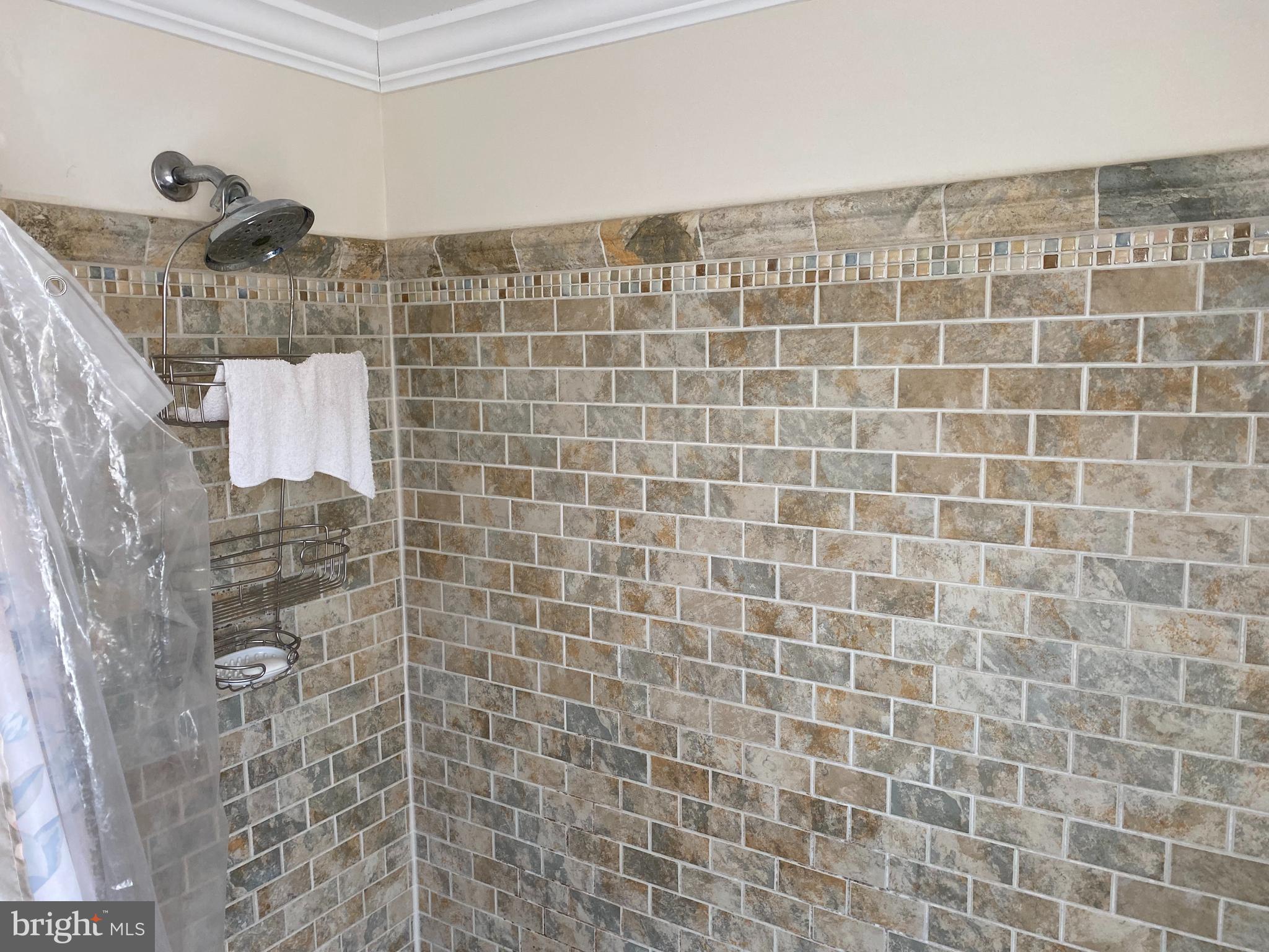 9935 Medway Road Philadelphia, PA 19115 - Photo 6 of 24 hall bath main