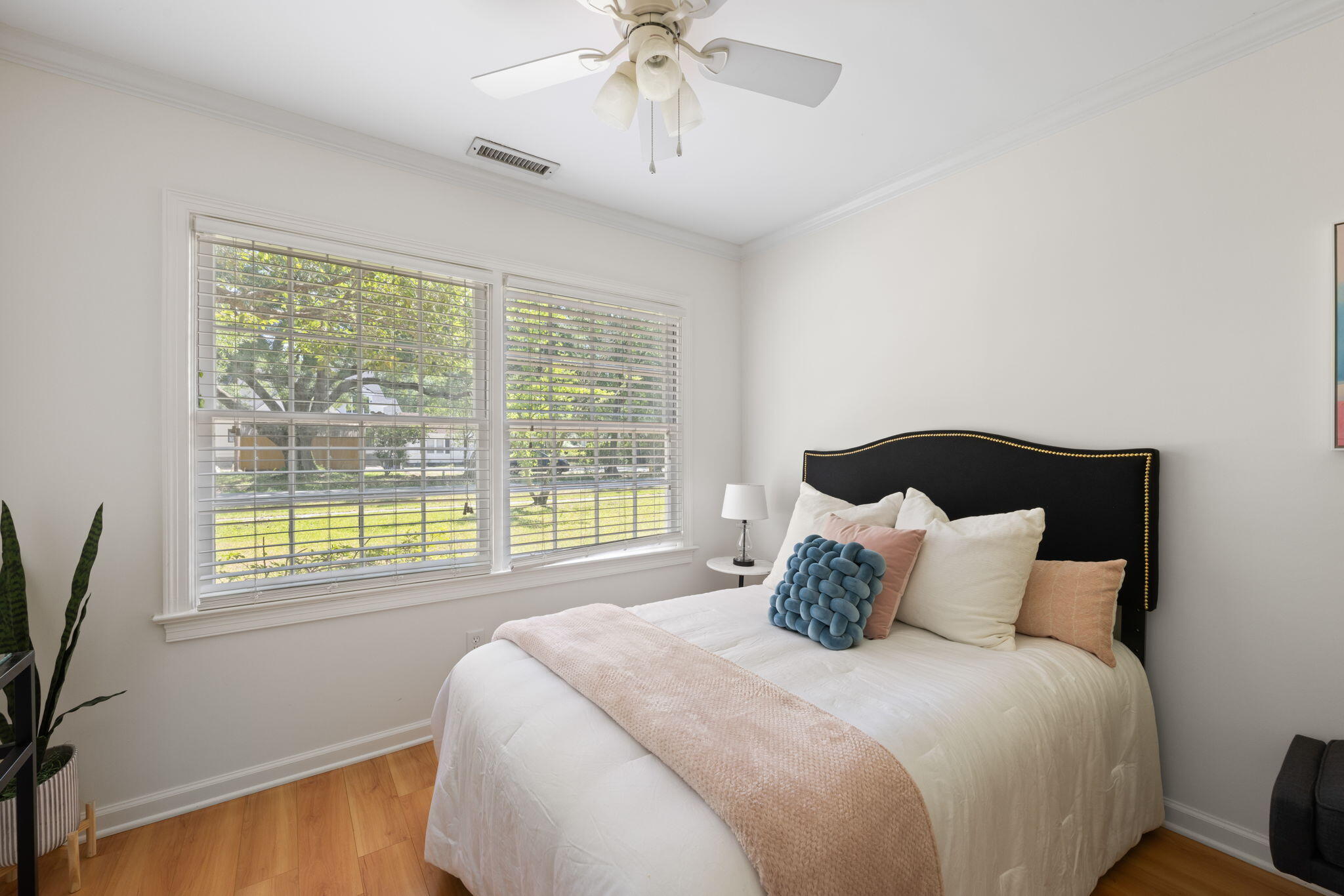 303 Wappoo Road Charleston, SC 29407 - Photo 14 of 20 15-web-or-mls-Coastal RE Photo 303 Wappo