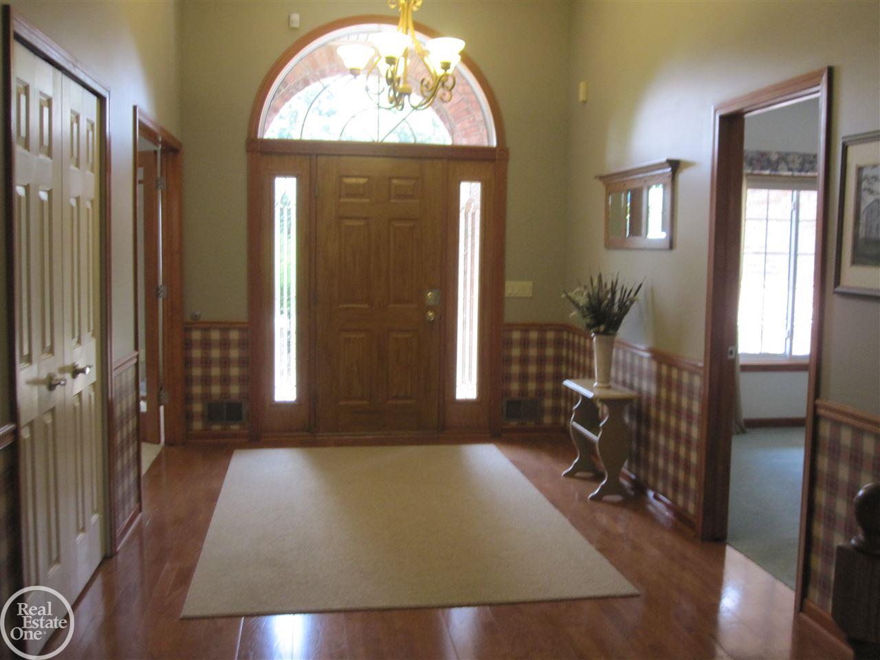 51172 Baker Road Chesterfield, MI 48047 - Photo 4 of 53