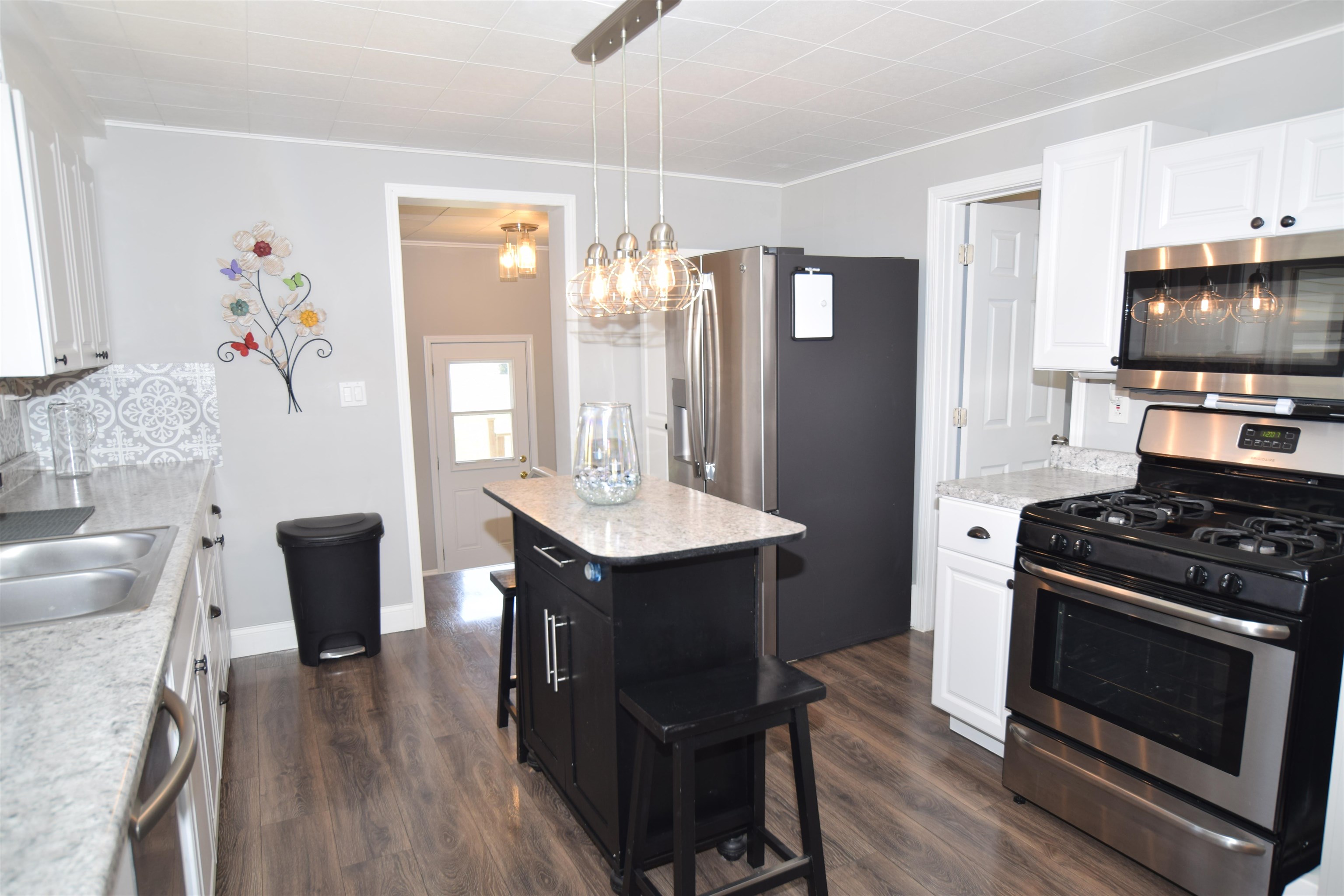 742 North Knight Road Bay City, MI 48708 - Photo 19 of 34