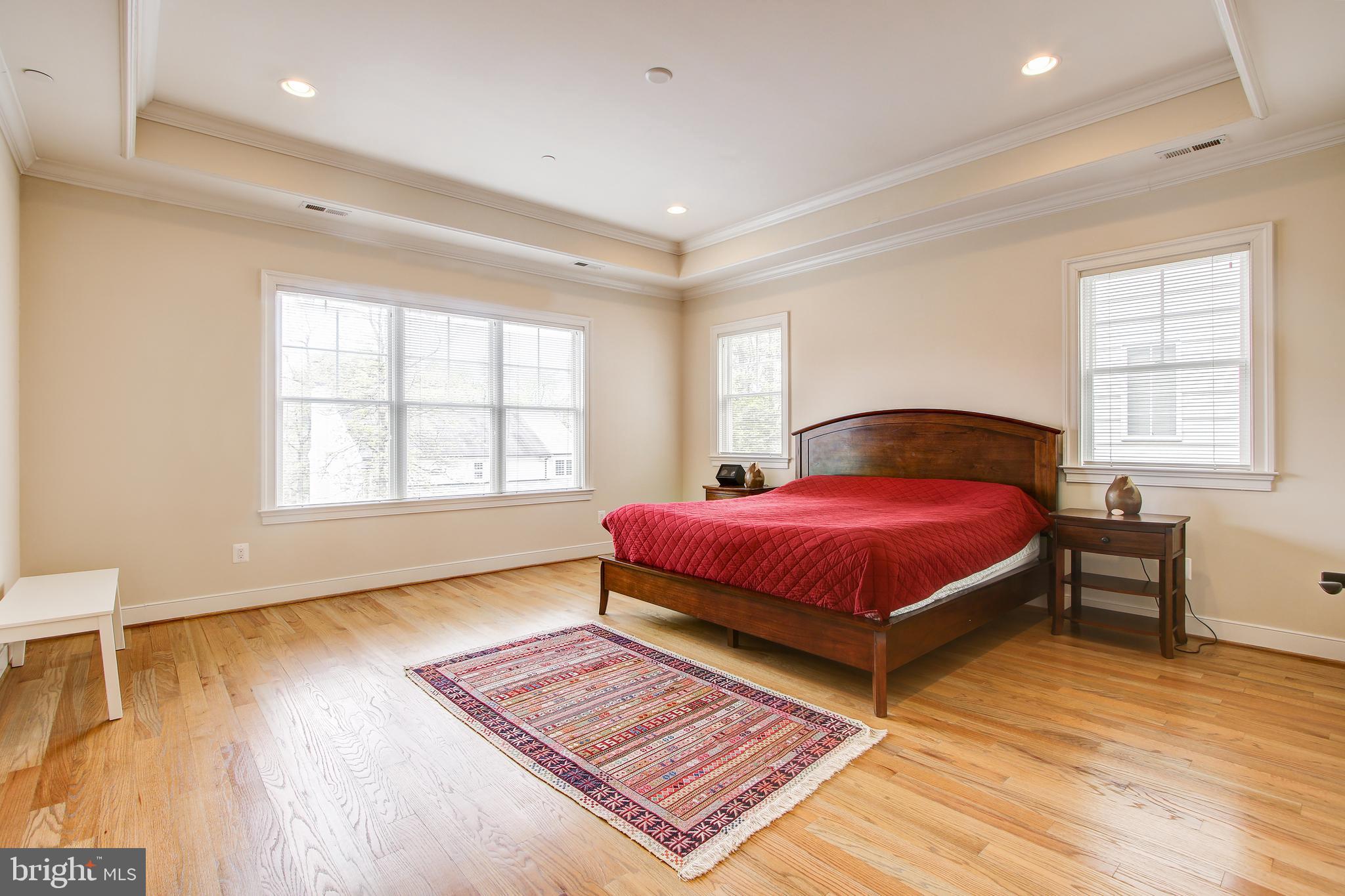 9504 Forest Road Bethesda, MD 20814 - Photo 12 of 25