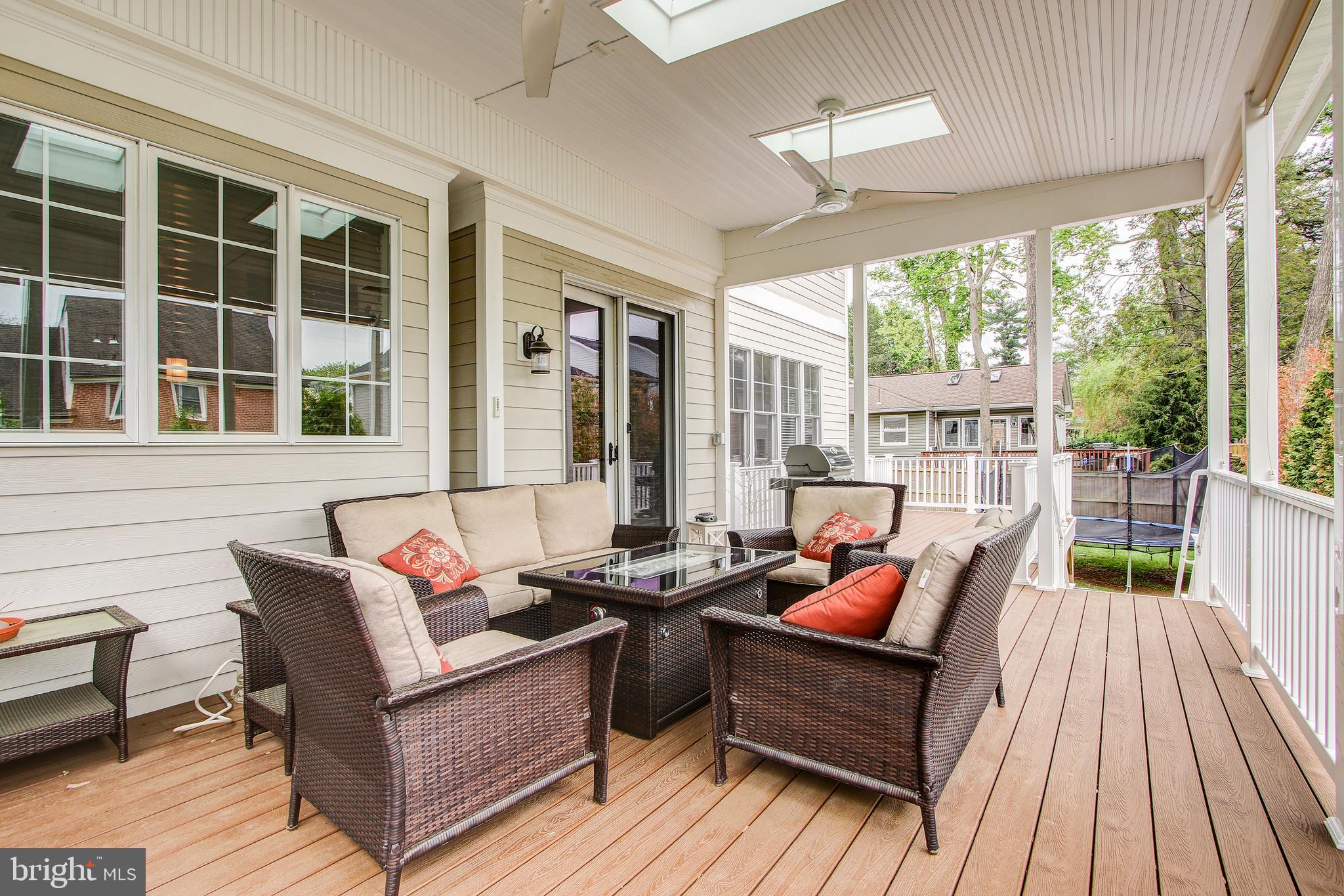 9504 Forest Road Bethesda, MD 20814 - Photo 9 of 25