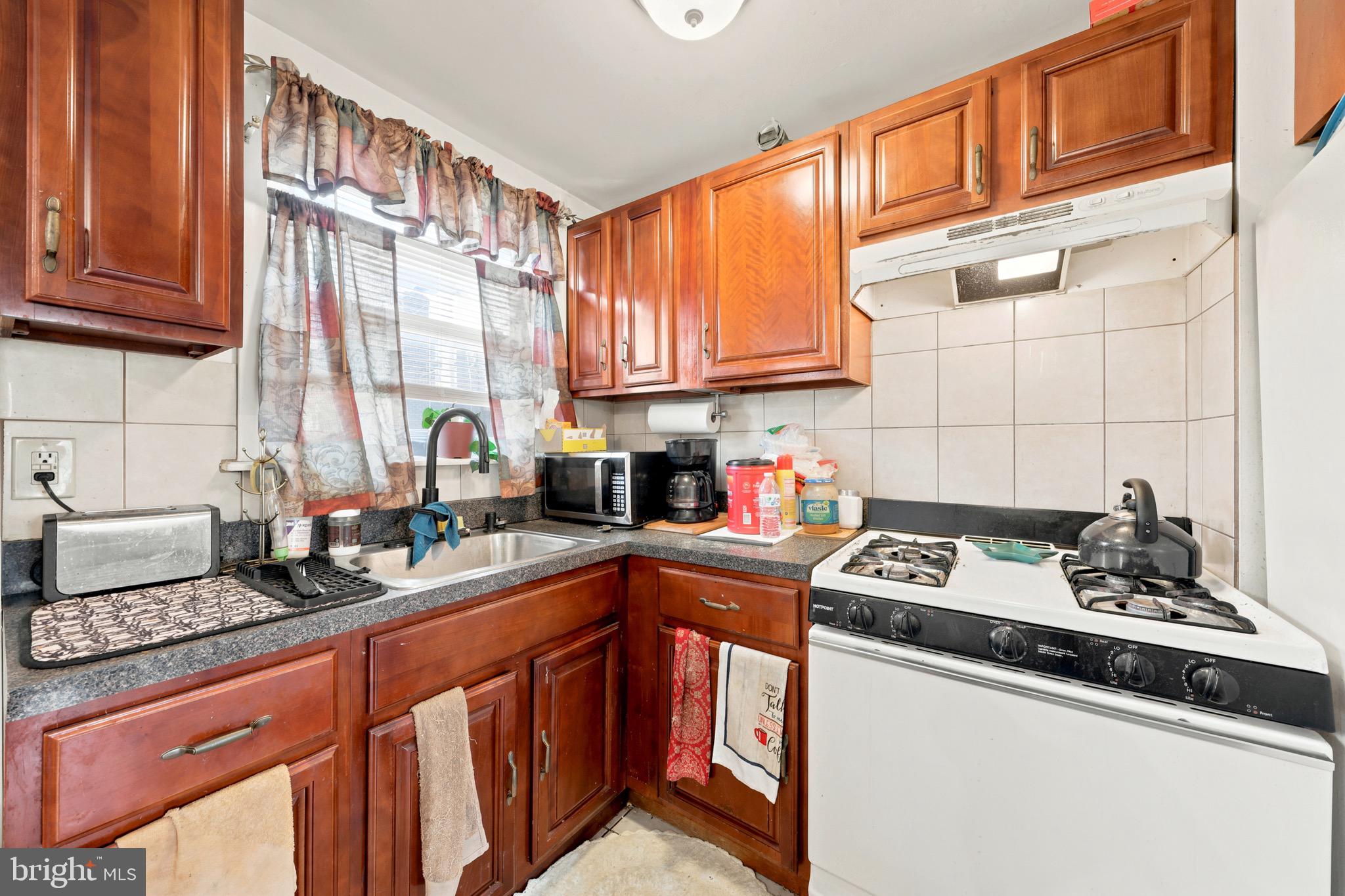 431 Raritan Street Camden, NJ 08105 - Photo 8 of 15