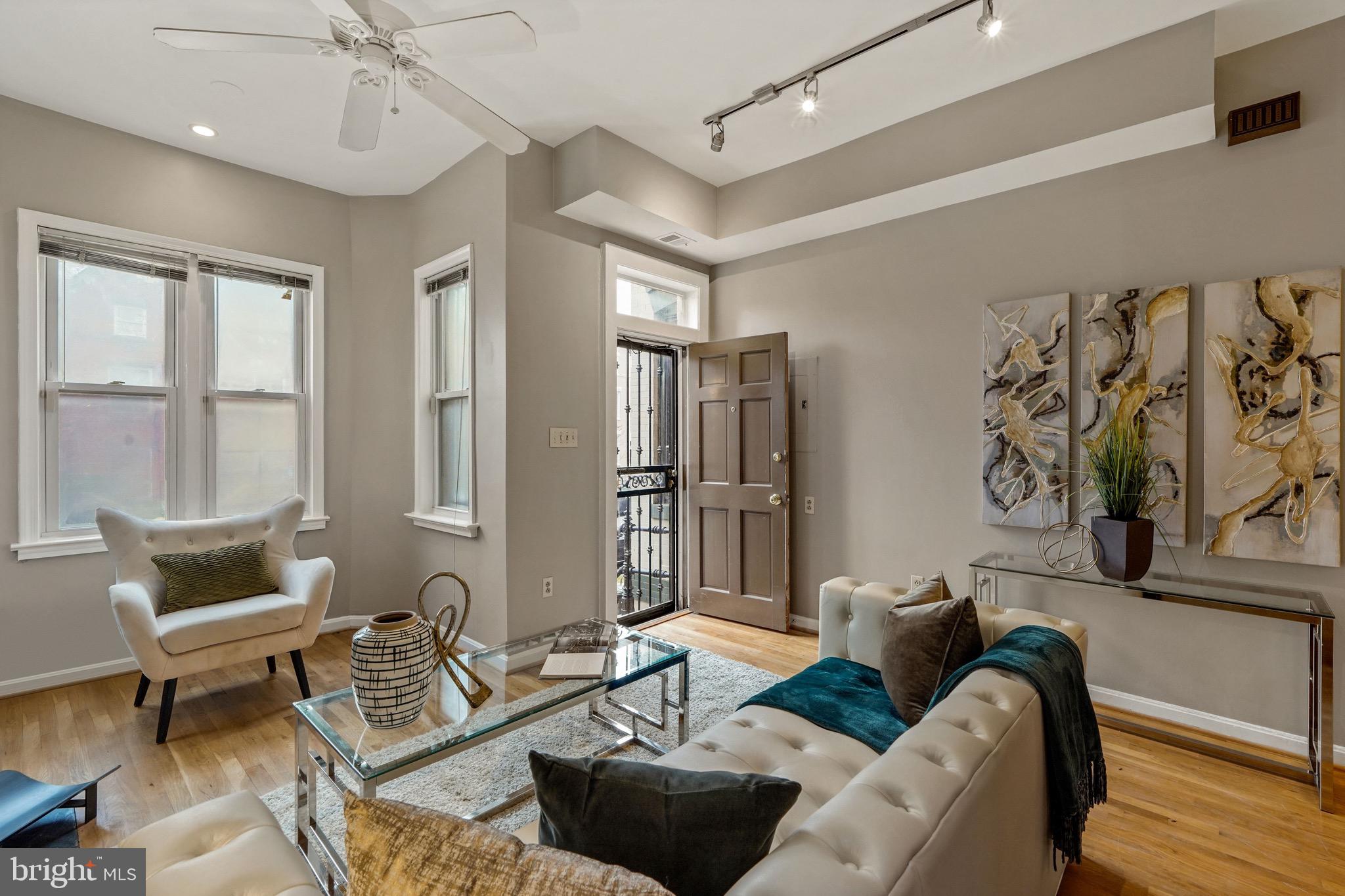 620 7th Street Northeast Washington, DC 20002 - Photo 4 of 27 Main Level
