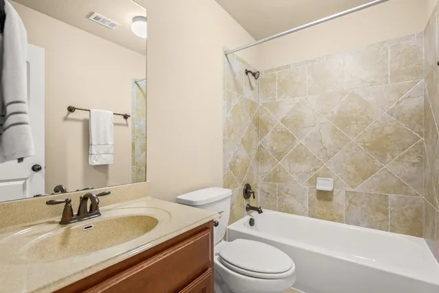 $749,000 | 5025 Patagonia Pass, Austin, TX 78738