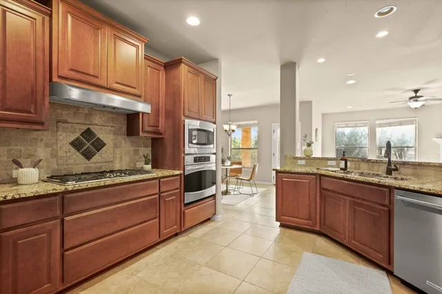 $749,000 | 5025 Patagonia Pass, Austin, TX 78738