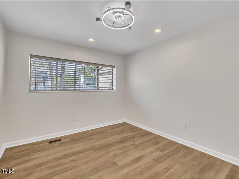 717 East Millbrook Road Raleigh, NC 27609 - Photo 19 of 21