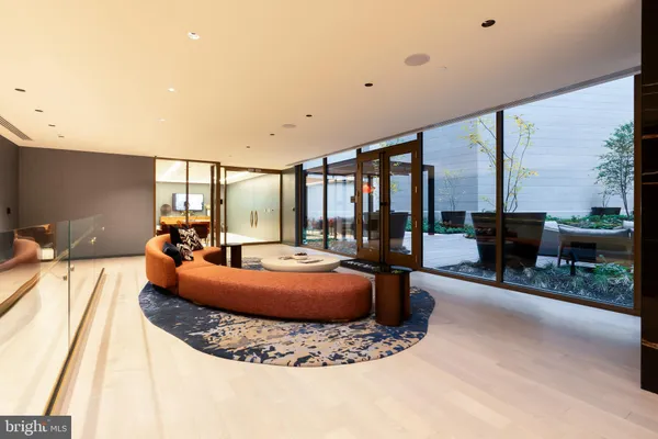 $3,400 | 1425 New York Avenue Northwest, Unit 1202, Washington, DC 20005