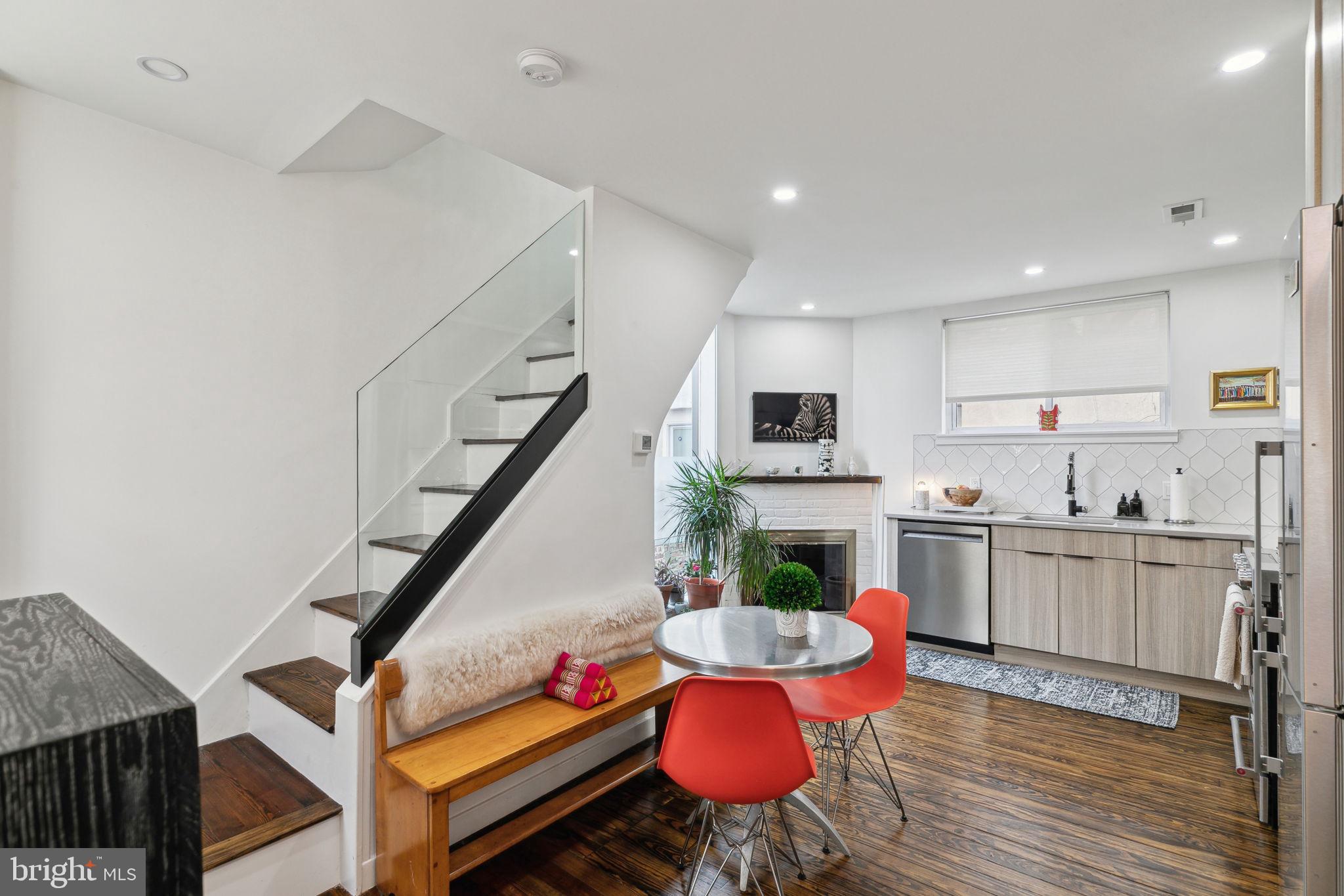 2016 Addison Street Philadelphia, PA 19146 - Photo 3 of 20 Gallery Image 3
