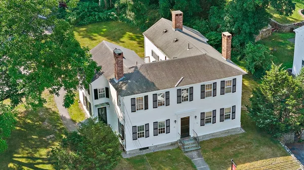 $425,000 | 196 South Street, Unit A, Hingham, MA 02043