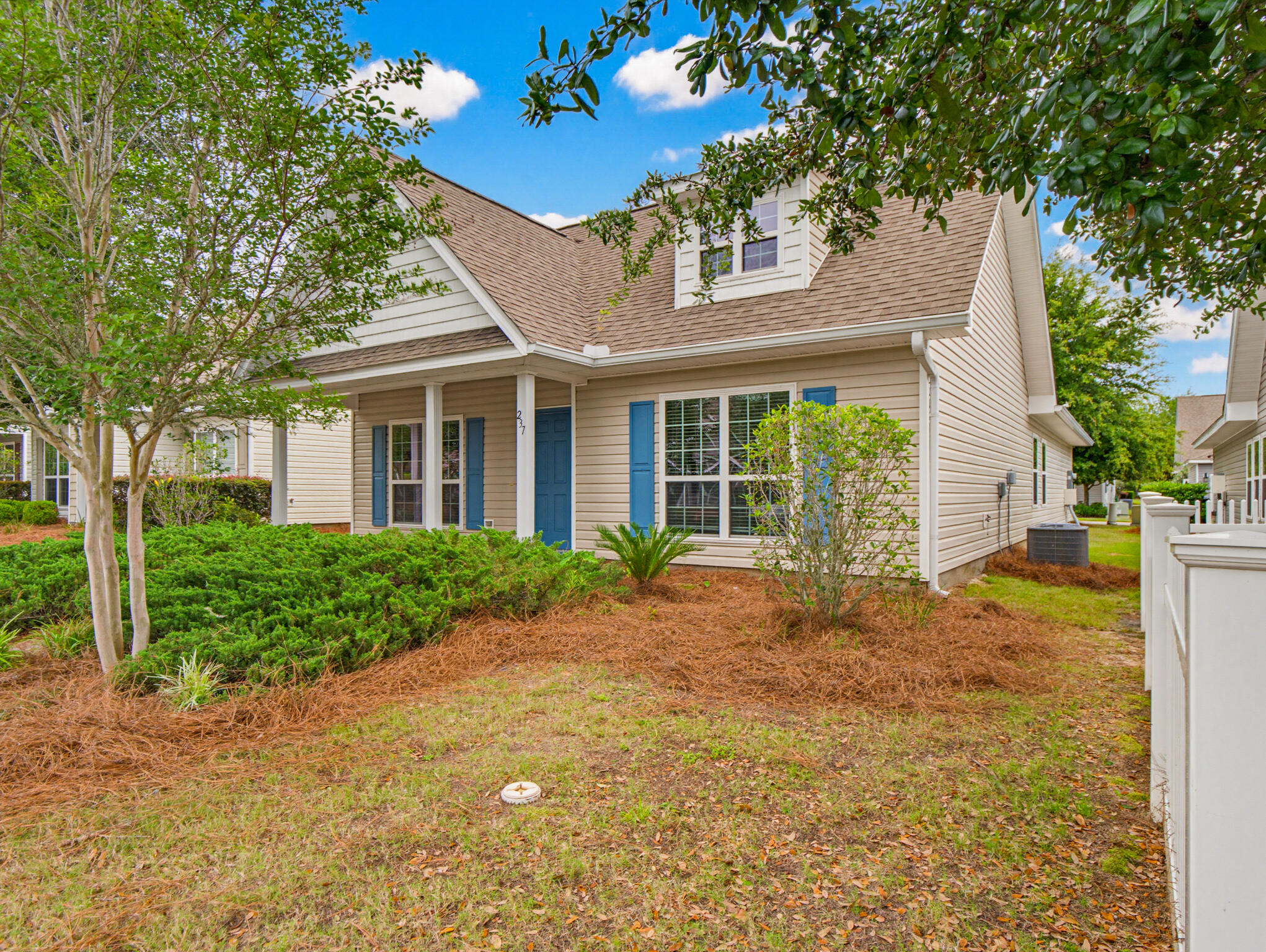 237 Nelly Street Freeport, FL 32439 - Photo 2 of 66 237 Nelly St-1