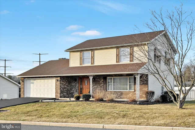 $379,900 | 611 Orchard Avenue, Cressona, PA 17929
