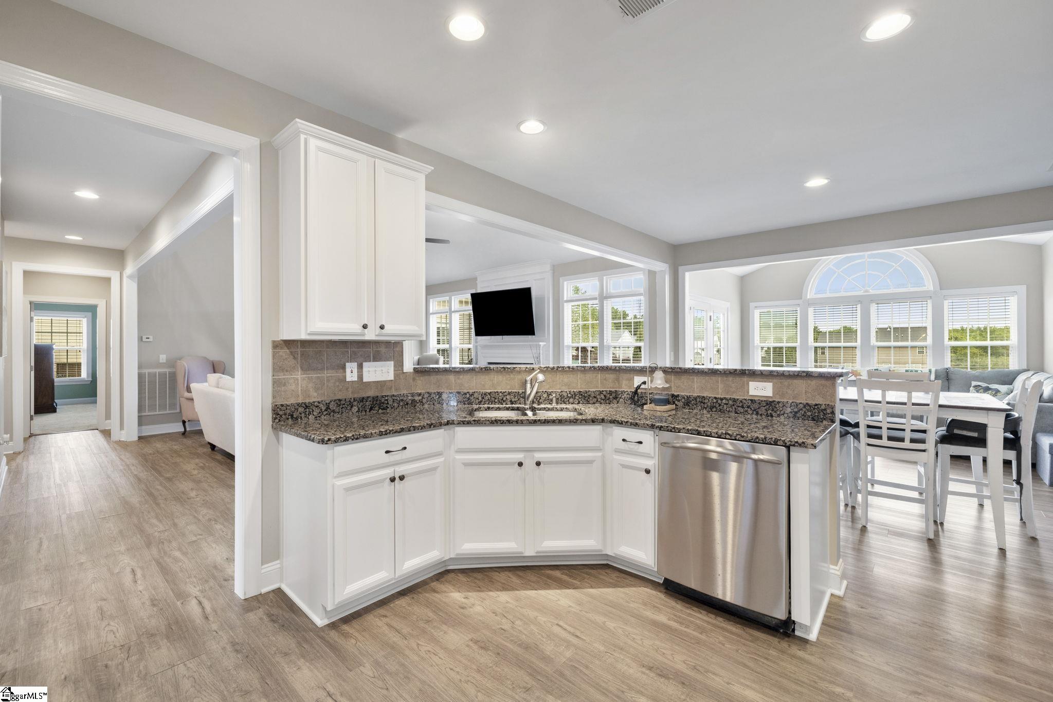 100 Hartwick Lane Fountain Inn, SC 29644 - Photo 10 of 36